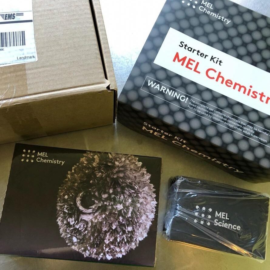 イギリスMEL-SCIENCE社のキットで英語理科実験教室（毎月開催）